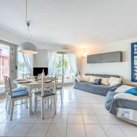 Les Allees Du Cap-2 By Interhome Apartman *